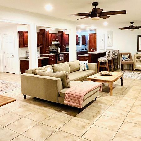 4/3 Home Centrally Located, Beach, Casino, Airport, Dining, Golfing, Shopping, Entertainment Gulfport Εξωτερικό φωτογραφία