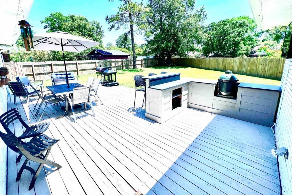 4/3 Home Centrally Located, Beach, Casino, Airport, Dining, Golfing, Shopping, Entertainment Gulfport Εξωτερικό φωτογραφία