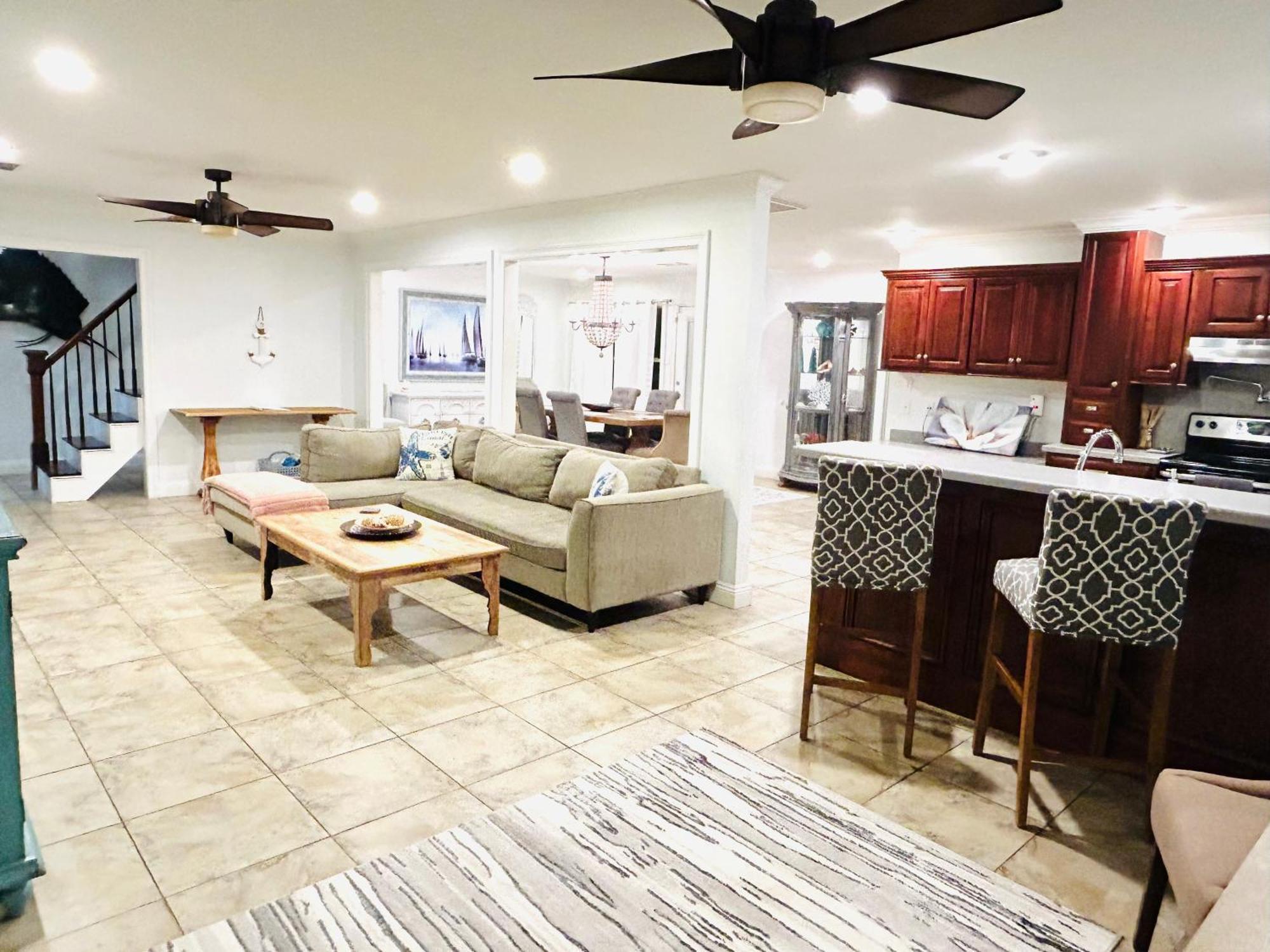 4/3 Home Centrally Located, Beach, Casino, Airport, Dining, Golfing, Shopping, Entertainment Gulfport Εξωτερικό φωτογραφία