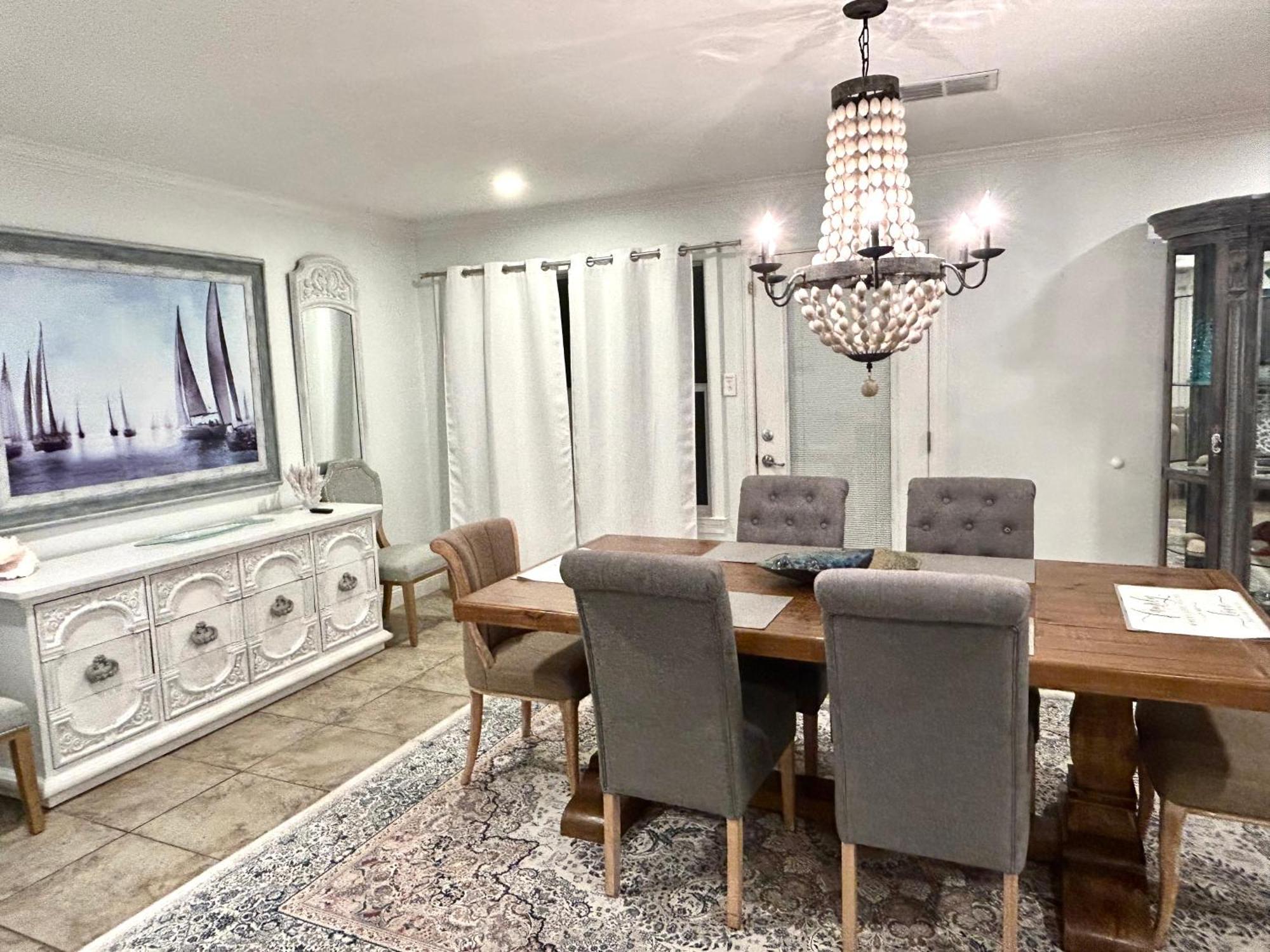 4/3 Home Centrally Located, Beach, Casino, Airport, Dining, Golfing, Shopping, Entertainment Gulfport Εξωτερικό φωτογραφία